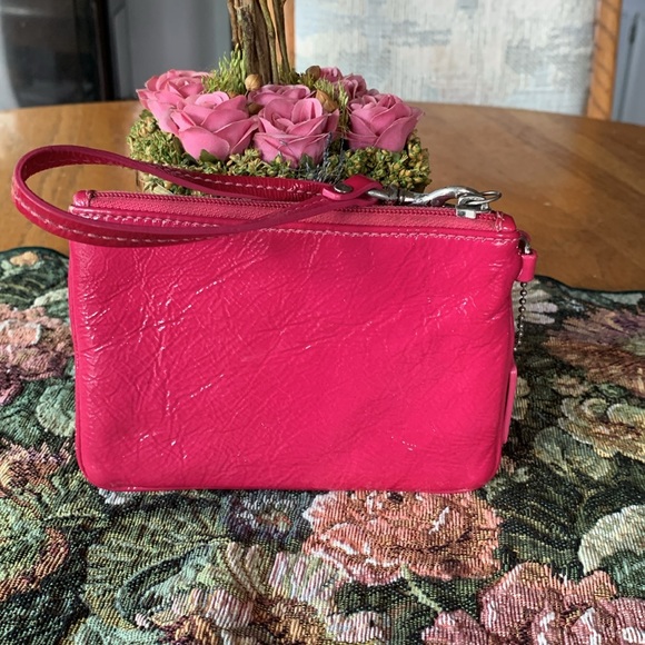 Coach Wristlet - Picture 5 of 7